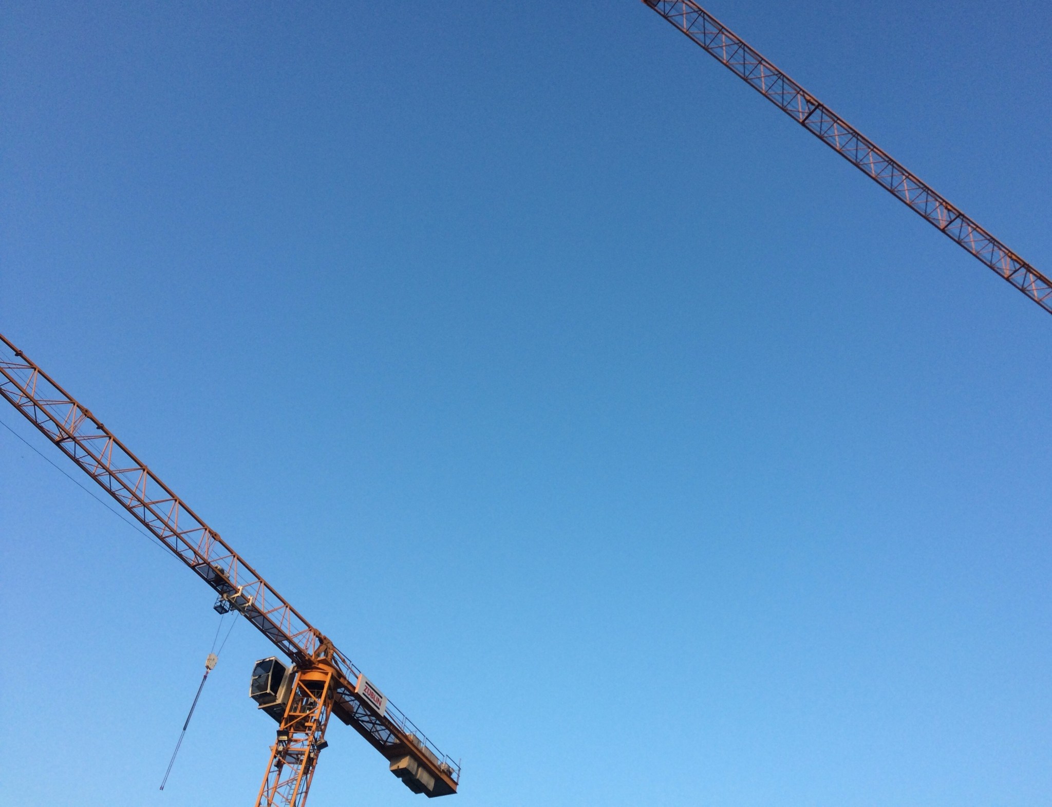 8A7A2A0F-1B48-49F2-AAFD-1883E3BC31EE