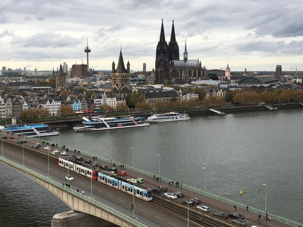 2B63B8B0-F074-41D5-9EAE-164E055143FD