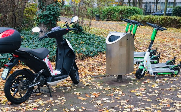 3A748738-31AE-4F81-ABDB-21E8E0026698