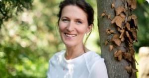 Porträt Elterncoach Miriam Maja Gass