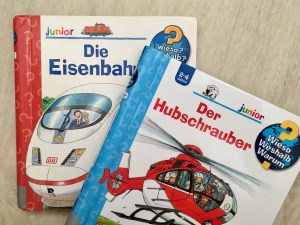 Cover „Die Eisenbahn“ (2005) vs. „Der Hubschrauber“ (2022)
