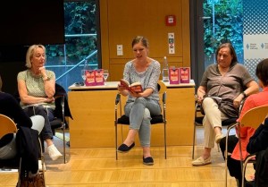 Sarah Zöllner liest in der Hanns-Seidel-Stiftung in München aus ihrem Buch „Mütter. Macht. Politik“