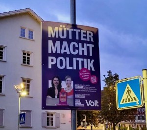 Plakat „Mütter. Macht. Politik“ der Lesung am 12.10.2024 in Esslingen